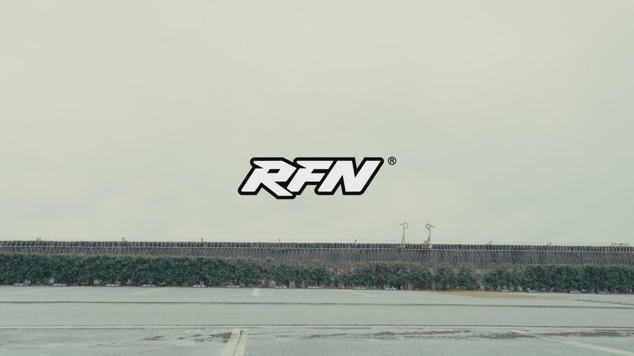 RFN Warrior SX-E400 Kids Electric MX Bike Black & Gold | Video | Laguna Direct